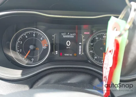 2019 Jeep Cherokee Latitude Plus Fwd из США, поврежденный, VIN 1C4PJLLB2KD434247